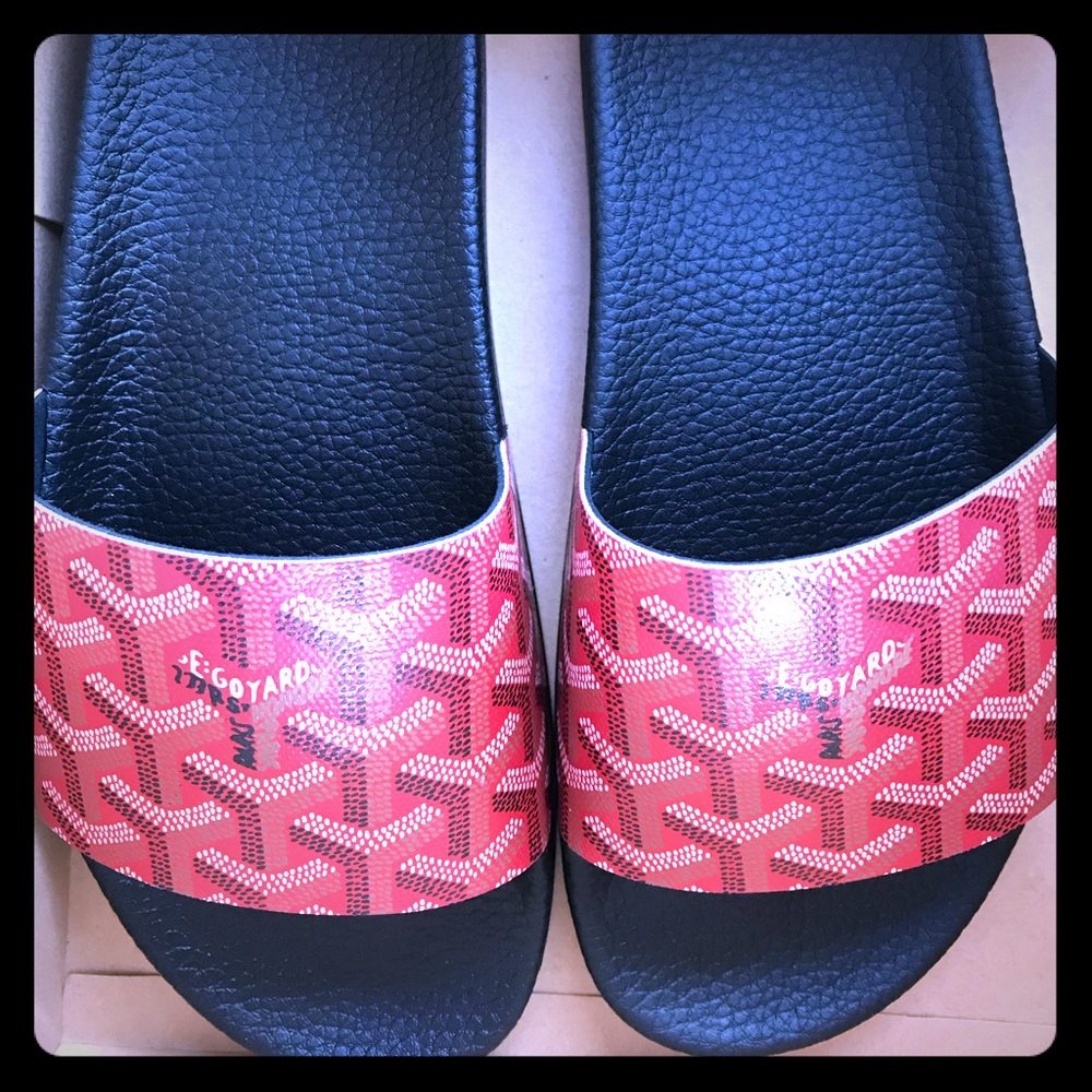 Goyard slide slip on sandals size 8 new